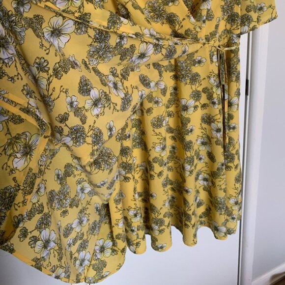 Torrid Yellow Floral Georgette Wrap Dress - Picture 7 of 10